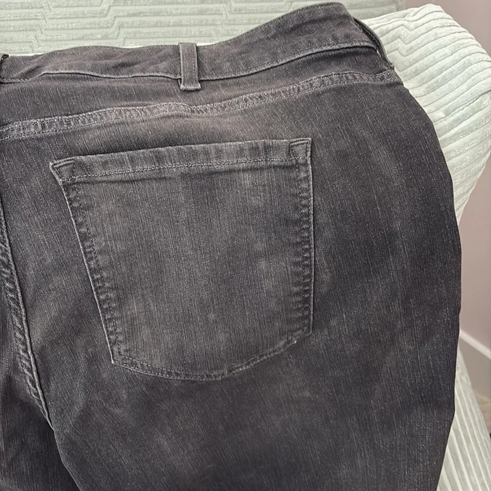 Lane Bryant Black Skinny Jeans with Distressed Hem. Size 24R
Made w/1% Elastane. - Picture 6 of 11